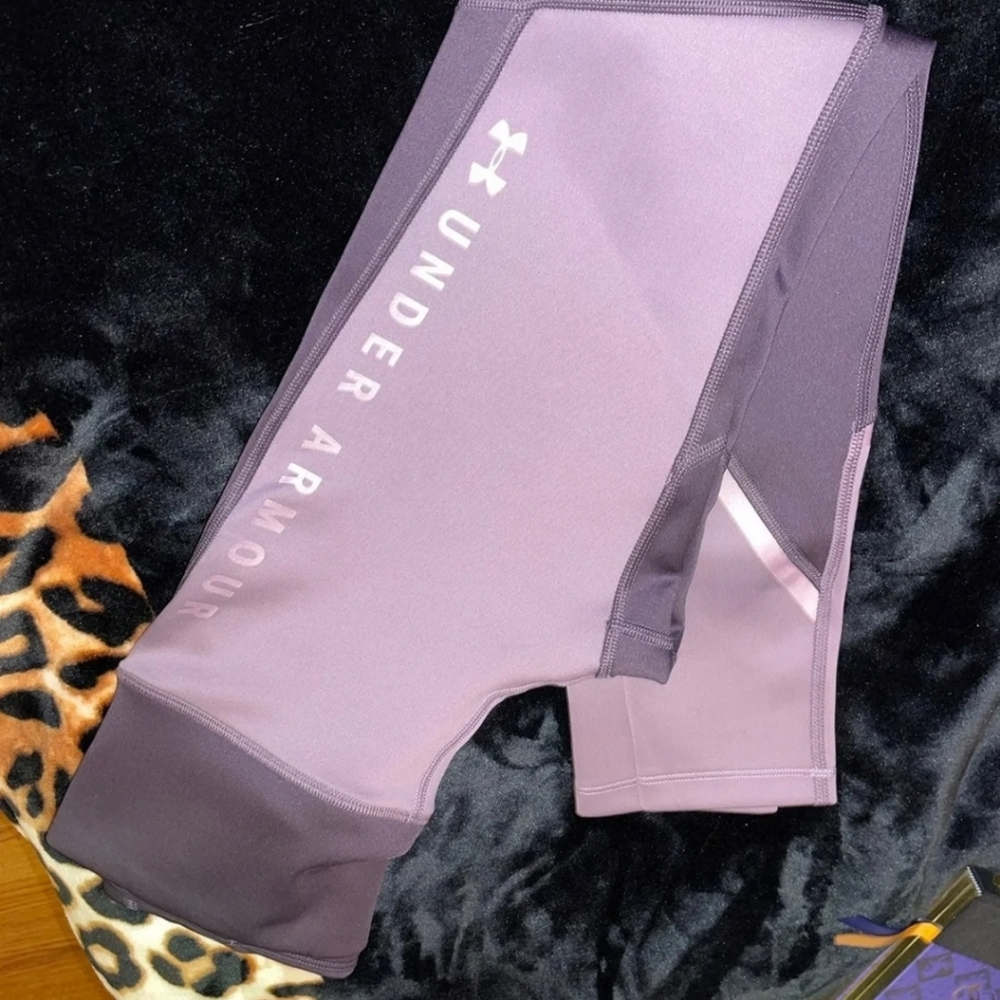 Under armour pink purple leggings with key pocket